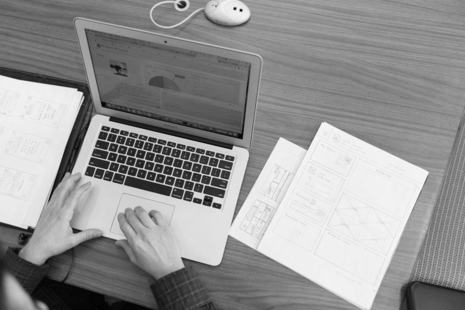Sesión de formación en gestión financiera empresarial